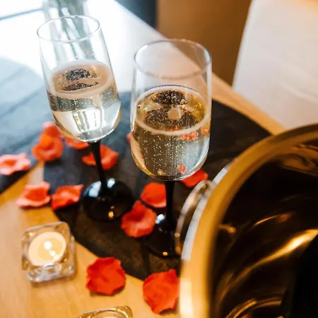 La Romantique Avec Jacuzzi Au Coeur De Perpignan