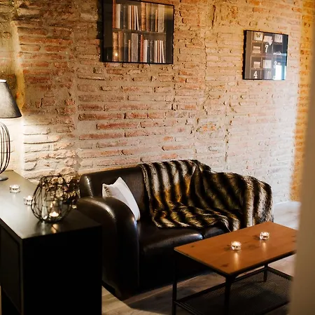 La Romantique Avec Jacuzzi Au Coeur De Hotel apartamentowy 4*