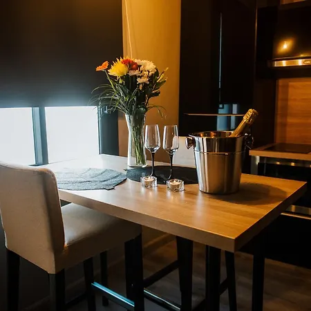 La Romantique Avec Jacuzzi Au Coeur De Aparthotel