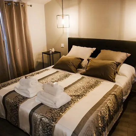 La Romantique Avec Jacuzzi Au Coeur De Aparthotel