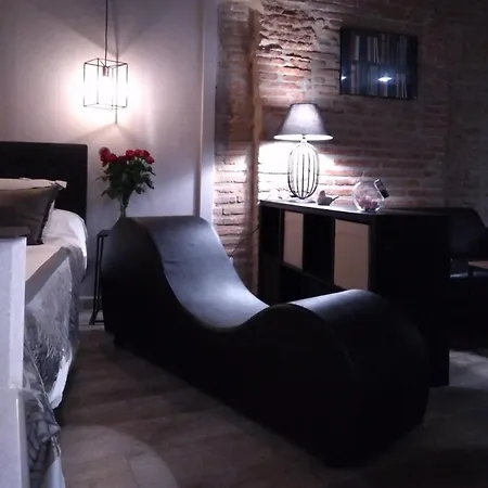 Apartahotel La Romantique Avec Jacuzzi Au Coeur De Perpiñán